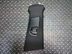 Обшивка стійка праві audi q5 8r0867244f фото №1