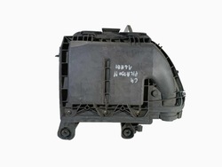 Корпус фильтра воздуха citroen c3 picasso 1.6 hdi 9673061080 фото №1