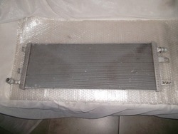 Mercedes a1675000400 радіаторів кондиціонера радіаторів рідини охолоджуючої фото №1