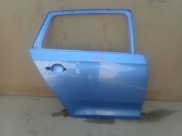 Двері праві задні правий зад skoda rapid spaceback фото №1