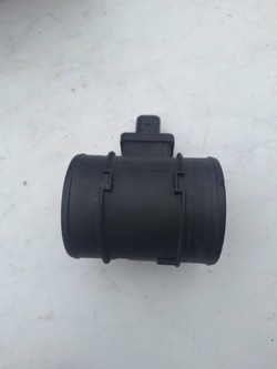 Витратомір 55561912 0281002940 - opel astra j 1.7 cdti 09-15 фото №1