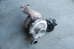 Mercedes ml gl w164 3.0 турбонагнітач a6420900280 фото №1