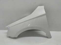 Крило переднє перед лівий skoda fabia 3 iii 14-21 фото №1