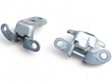 Toyota prius + plus 12-20 петлі двері задніх правих праві зад фото №1