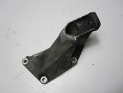 Лапи двигуна кріплення vw passat b5 1.9tdi фото №1