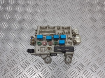 Коробка предохранителей toyota previa ii 2.0 d4d фото №1