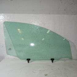 Nissan qashqai i стекло дверь перед правая фото №1