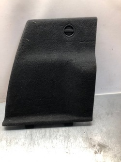 Audi q5 8r zaślpeka обшивка багажника правая фото №1