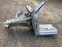 Чверть лонжерон ліва перед audi q3 8u lx7w фото №1