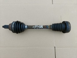 Піввісь ліва передня коротка skoda fabia i 1.4b 5-b механічна коробка передач фото №1