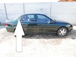 Скло кузовна права зад opel vectra b fl sedan фото №1