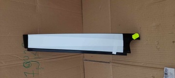 Планка двері лівий зад vw golf vii 5g6839901b фото №1