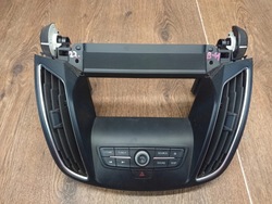 C max mk2 рестайлинг консоль решётка воздуховод f1cb18835 фото №1