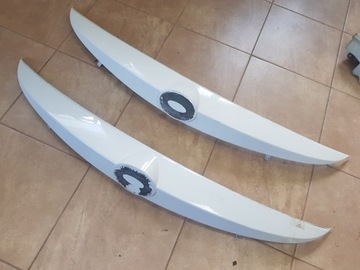 Планка кришки toyota auris ii hb оригінал фото №1