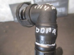 Труба вентиляція картера повітря 036103498 seat ibiza iii 02-08 фото №1