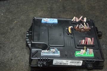 Renault scenic iii модуль bsi 284b12041r фото №1