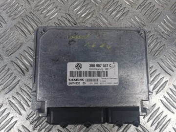 Комп'ютер двигуна vw passat b5 3b0907557c фото №1