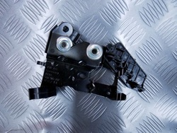 Крепление провод вакуум 5q0906287 vw passat b8 фото №1