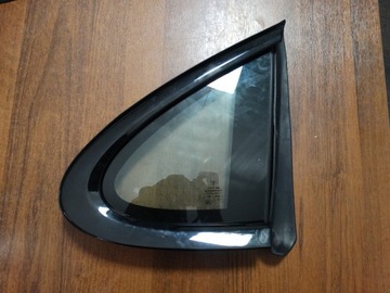 Скло вставка задня права porsche 971 19r. 1 фото №1