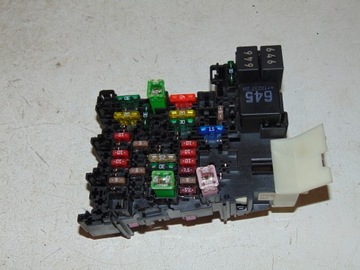 Коробка реле skoda octavia iii golf vii 1.2 tsi 5q0937615c фото №1