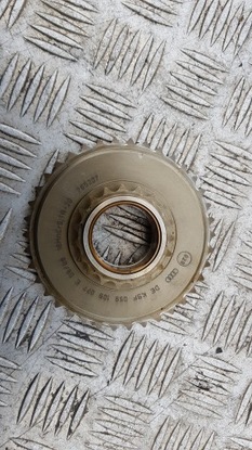 Audi a6 c6 колесо зубчатое распределительный вал 4.2 3.2 059109077 фото №1