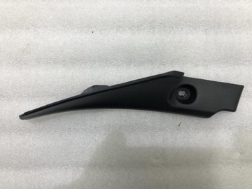 Заглушка подкапотное пространство правая dacia sandero 8200763647 фото №1