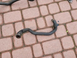 Шланг труба шланг води 1.9 dci vivaro trafic фото №1