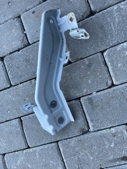 Smart forfour ii кріплення крила 631426182r фото №1