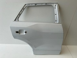 Audi q2 81a дверь правые зад оригинал фото №1