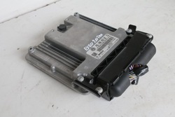 Комп'ютер двигуна seat exeo 2.0 tdi фото №1