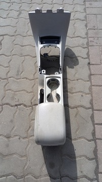 Підлокітник volvo v50 40 ii фото №1