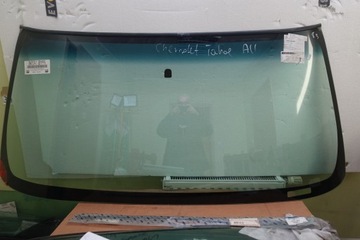 Скло лобове chevrolet tahoe 1992-1999 зелена фото №1