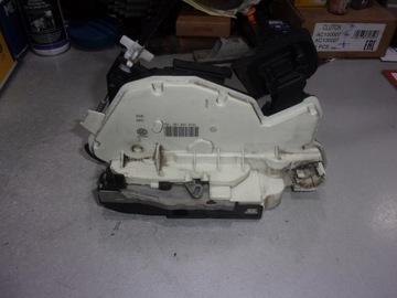 Замок дверь seat toledo iv левый перед 5e1837015a фото №1