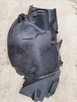 Mercedes c-klasa w204 підкрилок передні ліві a2046983930 фото №1