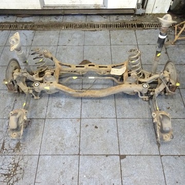 Vw passat b6 універсал вісь задня балка фото №1