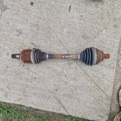 Полуось левая tiguan ii 4x4 cua 240 km фото №1