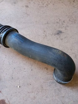 Vw 1k0145834g шланг повітря наддувний фото №1