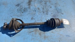 Полуось левая volvo s40 v40 1.8b 99-04r фото №1