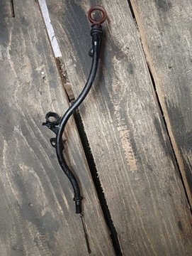 Щуп щуп уровня масла audi | 03l103634 фото №1