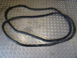 Audi q4 e-tron 2022 прокладка дверь зад левая правая фото №1