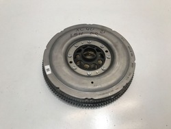 Volvo xc40 1.5 гибрид колесо маховики сцепление 31367653 плагин гибрид фото №1