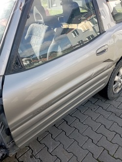 Toyota rav4 i 3d двері ліві водія голий k98 фото №1