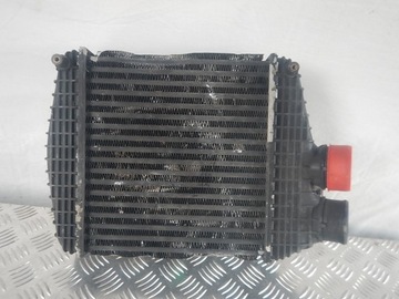 Maserati levante ghibli лівий інтеркулер радіаторів фото №1