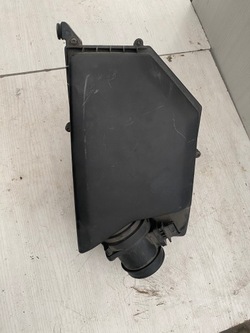 Volvo v70 iii 06- 2.4d корпус фильтра воздуха фото №1