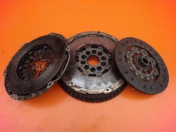 Колесо двухмассовый сцепление 2.0 d volvo xc60 i 11r фото №1