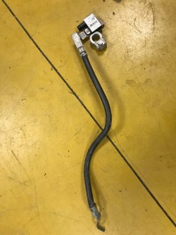 Клема мінусова маса ford kuga mk2 st line 1.5 фото №1