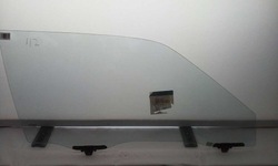 Стекло боковая правая передняя honda civic 3-дверь 1988-1992 niebeiska новая фото №1