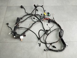 Audi q4 e-tron жгут двигателя tab016490cc фото №1