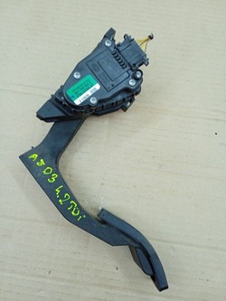 Потенциометр газа 4e1723523e - audi a8 d3 4.2 tdi фото №1