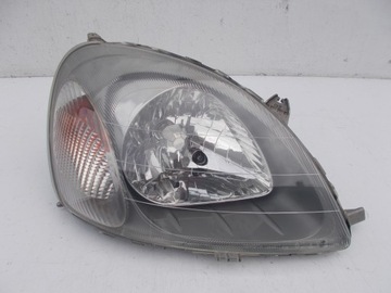Фара лампа права toyota yaris i 99-03 фото №1